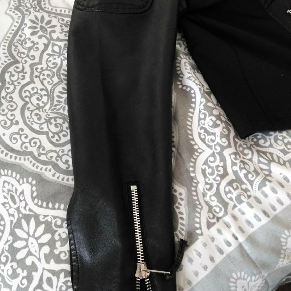 Jacket - Picture 1 of 3